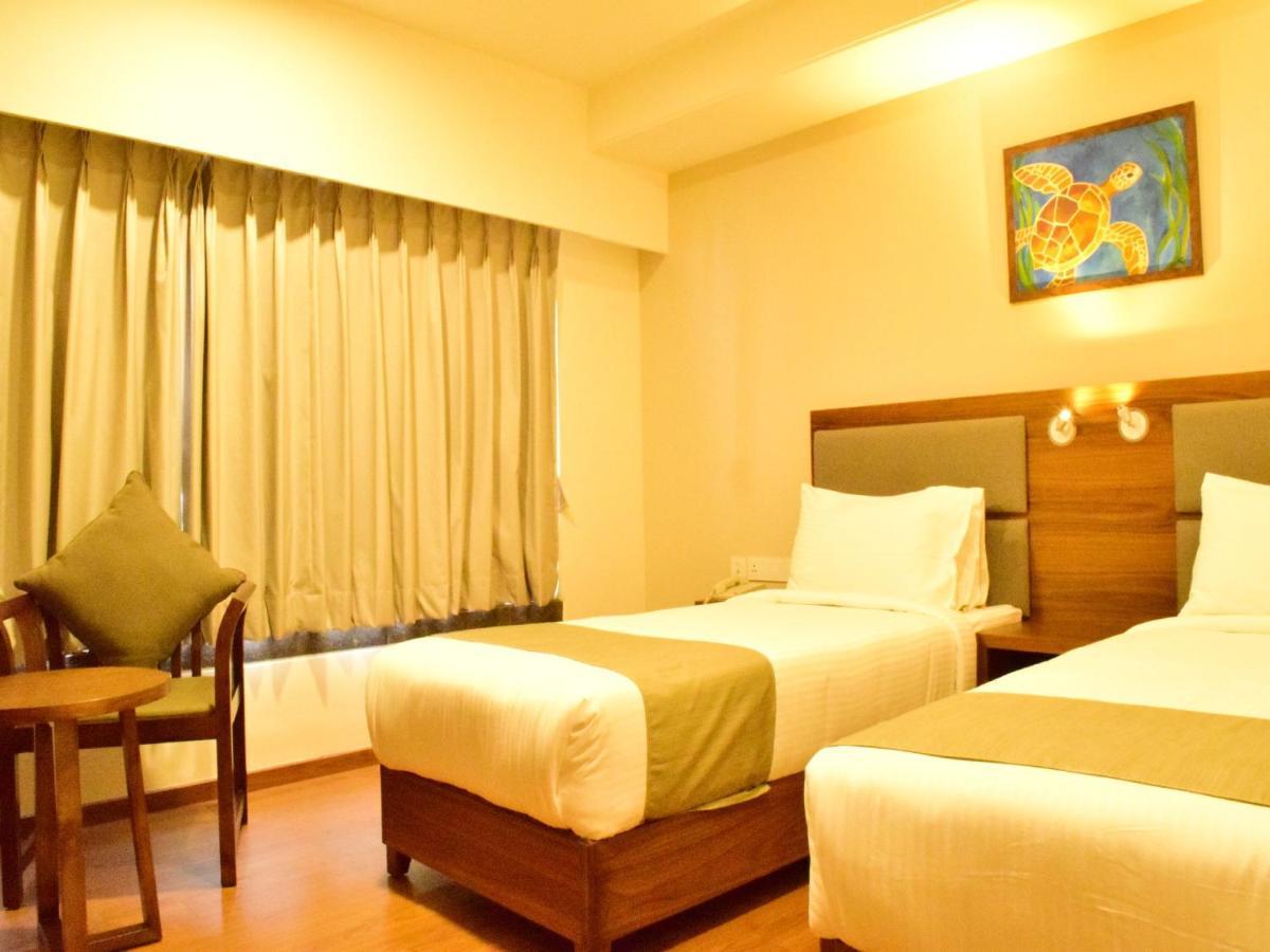 Hotel The Basil Park Bhavnagar Zewnętrze zdjęcie
