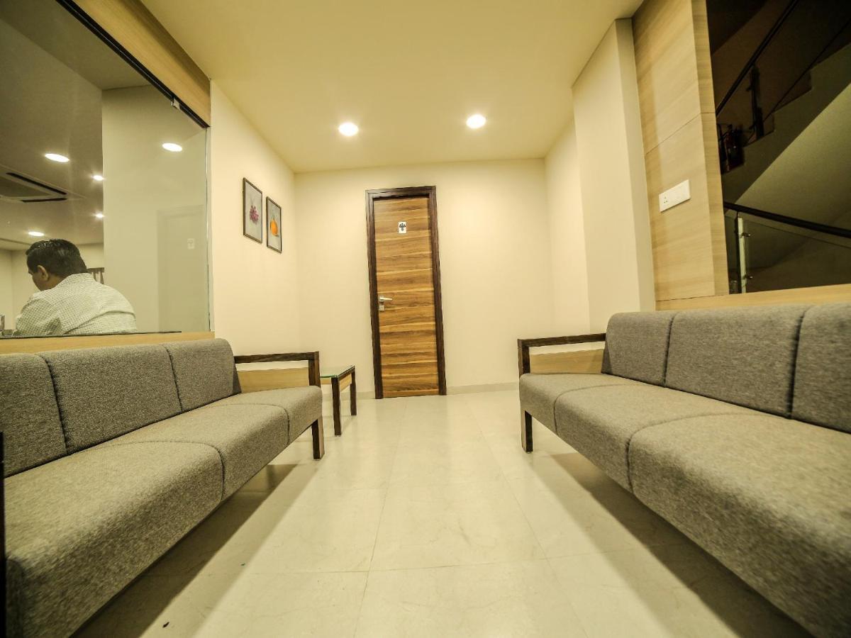 Hotel The Basil Park Bhavnagar Zewnętrze zdjęcie