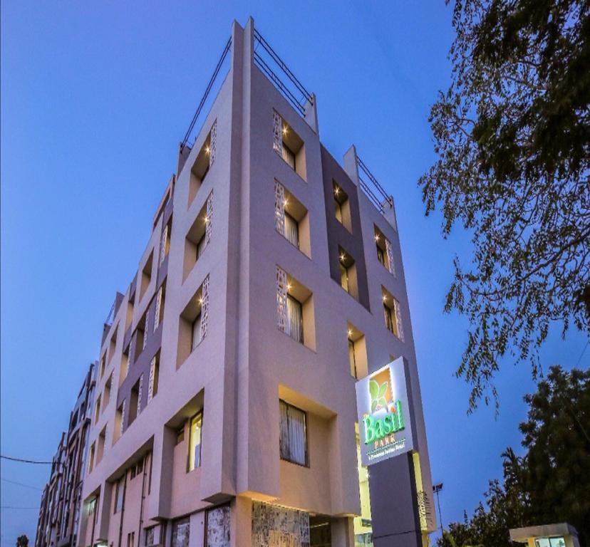 Hotel The Basil Park Bhavnagar Zewnętrze zdjęcie