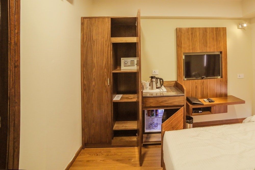 Hotel The Basil Park Bhavnagar Zewnętrze zdjęcie